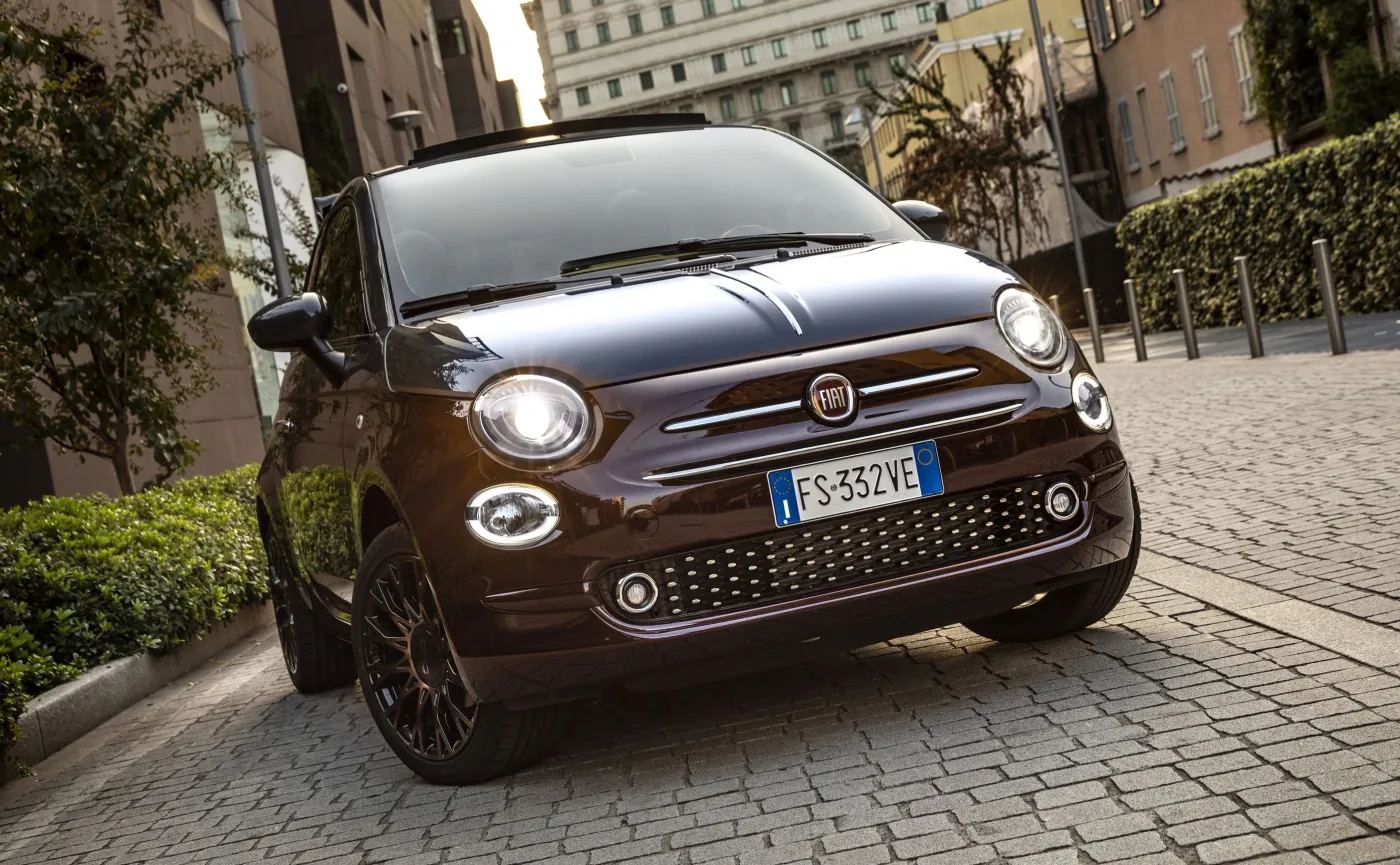 fiat-500-28078336.jpg