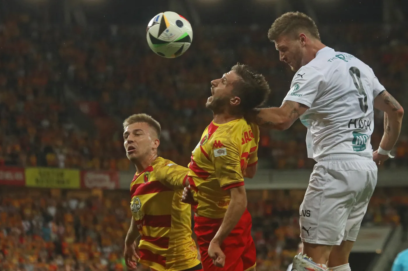 Liga Mistrzów. Jagiellonia zagrała bojaźliwie. Szczęście, że przegrała tylko 0:1