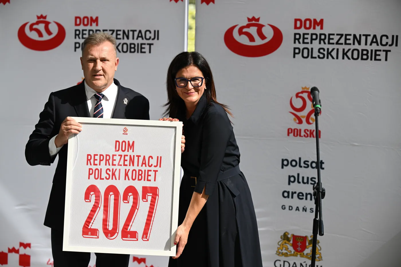 Prezydent Gdańska Aleksandra Dulkiewicz i prezes PZPN Cezary Kulesza