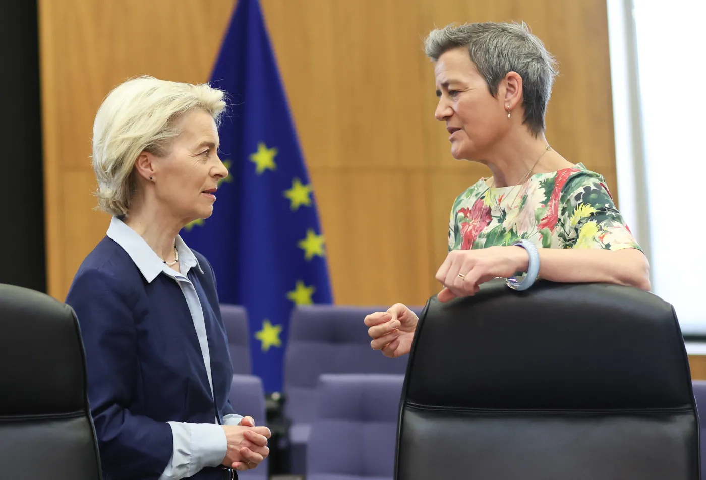 Kobiety przegrały walkę o parytety. "To przykre, że kraje UE ignorują von der Leyen"