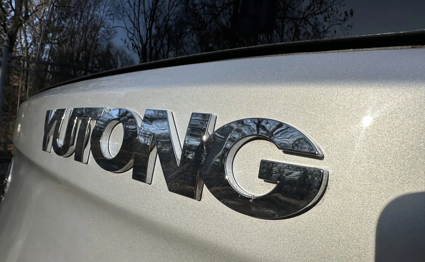 Yutong E7S wjeżdża do Polski. Wszyscy robili sobie zdjęcia. Ile kosztuje?