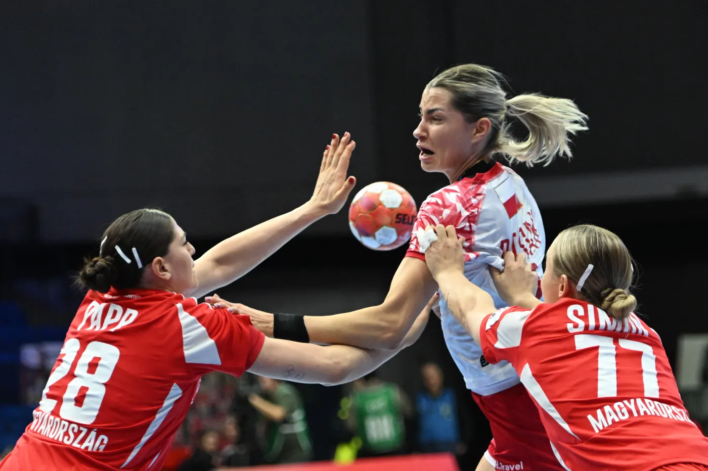 Aleksnadra Rosiak, Nikolett Papp i Petr Simon