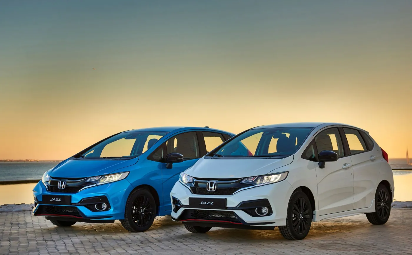 10378508-honda-jazz.jpg