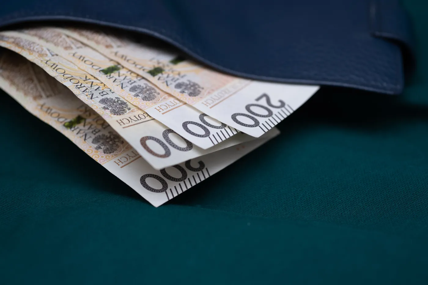 Od 4000 zł do 6200 zł minimalnego wynagrodzenia w zależności od kategorii zaszeregowania. Opublikowano jednolity tekst rozporządzenia