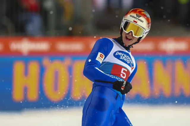 Zobacz, ile Paweł Wąsek zarobił na Turnieju Czterech Skoczni