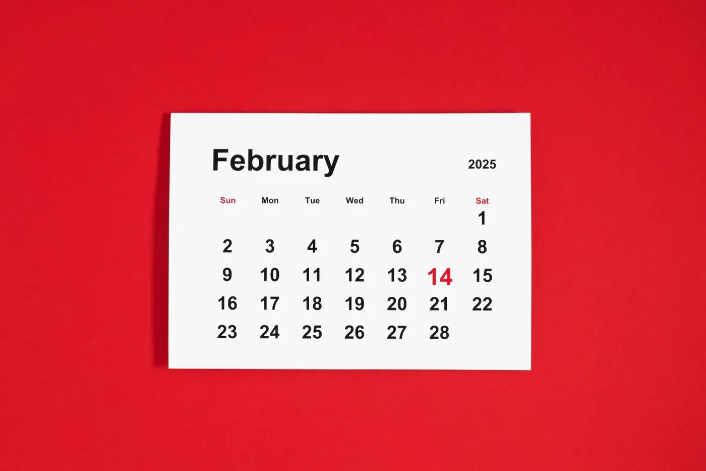 Piątek 14 lutego, czy jest wolny od pracy? Nowe święto w kalendarzu 2025