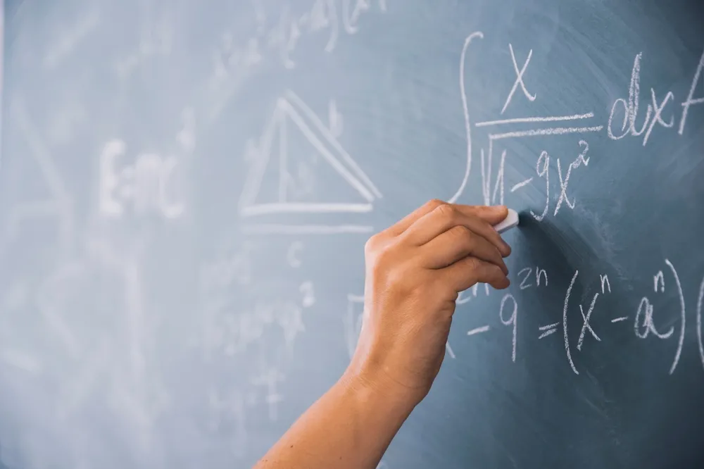 Quiz z matematyki. Szkoła podstawowa. Mniej niż 8/12 to wstyd