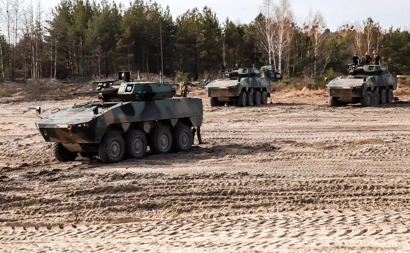 Rosomak z wieżą ZSSW-30 polskiej konstrukcji