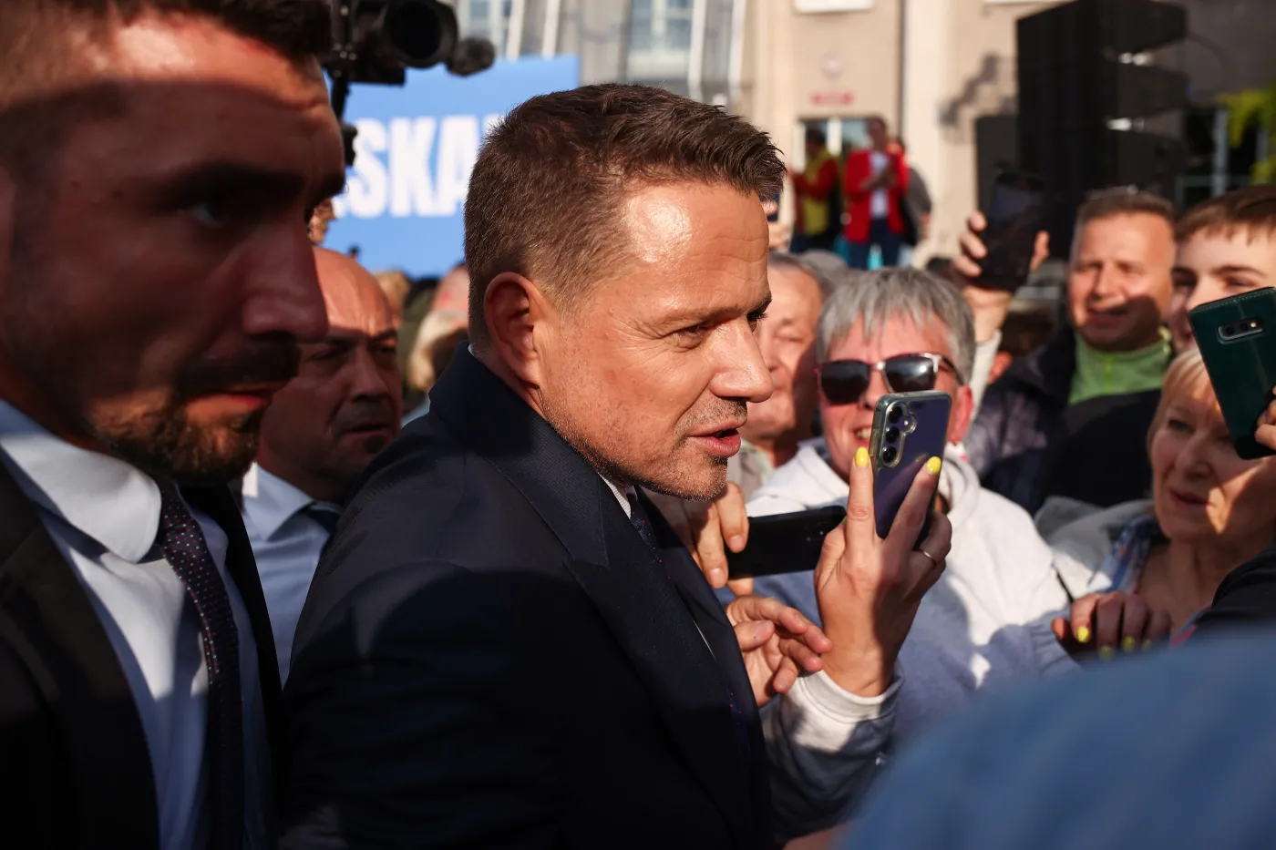 Trzaskowski walczy o młodych. Akcja "Młodzi naprzód" rusza na uczelnie