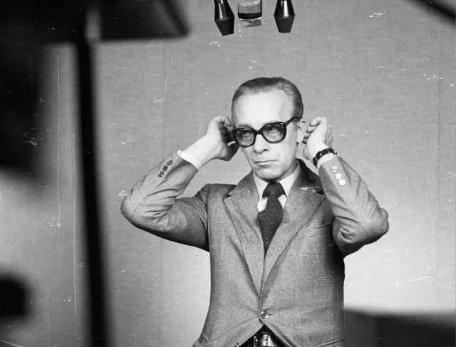 Był najbardziej rozpoznawalną twarzą telewizji PRL. Miał romans z Ireną Dziedzic