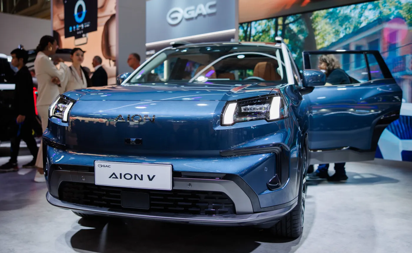 Nowy SUV wjeżdża na rynek. Jest wygodny, tani i TAK wygląda