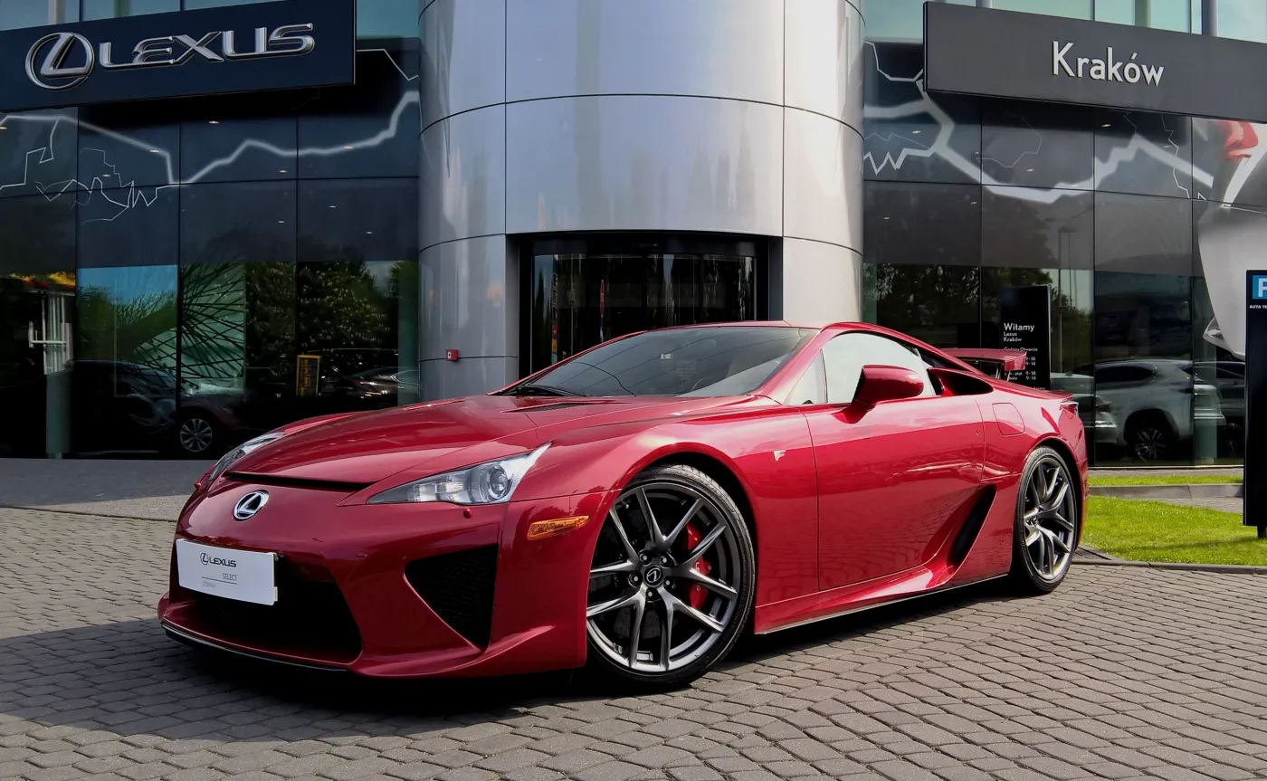 9076885-lexus-lfa.jpg