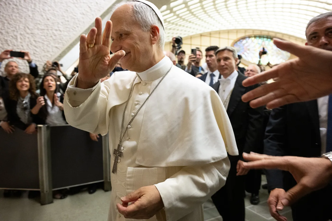 Bezsenność papieża. Wiadomo, co robi Leon XIV, gdy nocą nie może spać
