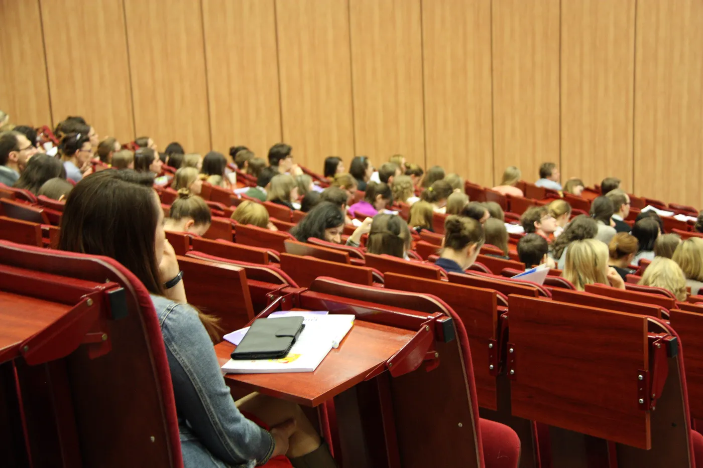 Uczelnie mają zwrócić studentom pieniądze. Jest decyzja UOKiK