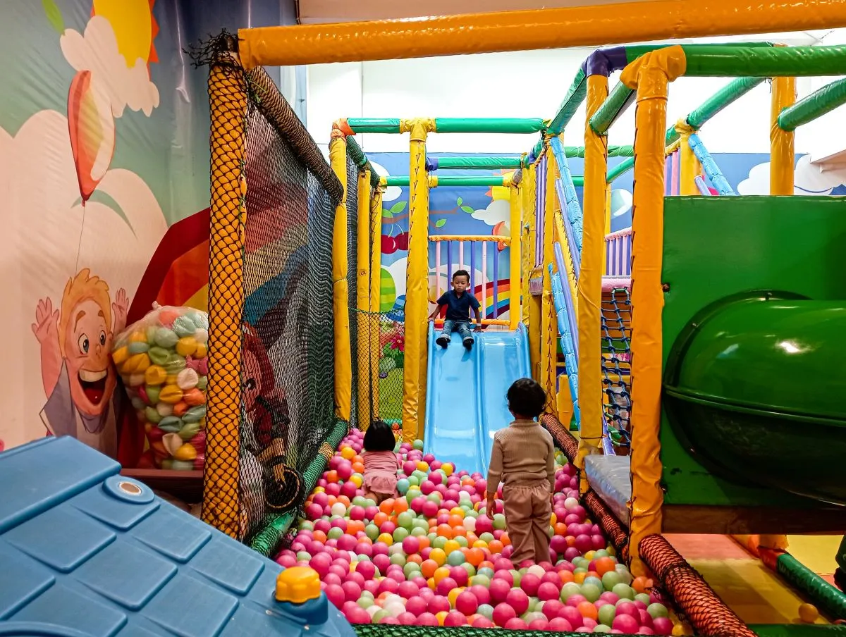 Kontrole w salach zabaw w całej Polsce. Niepokojące, co wykryli inspektorzy