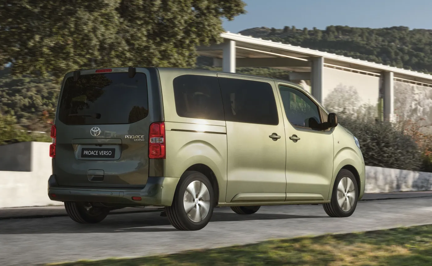 Toyota Proace Verso z nowym silnikiem 2.2 D-4D