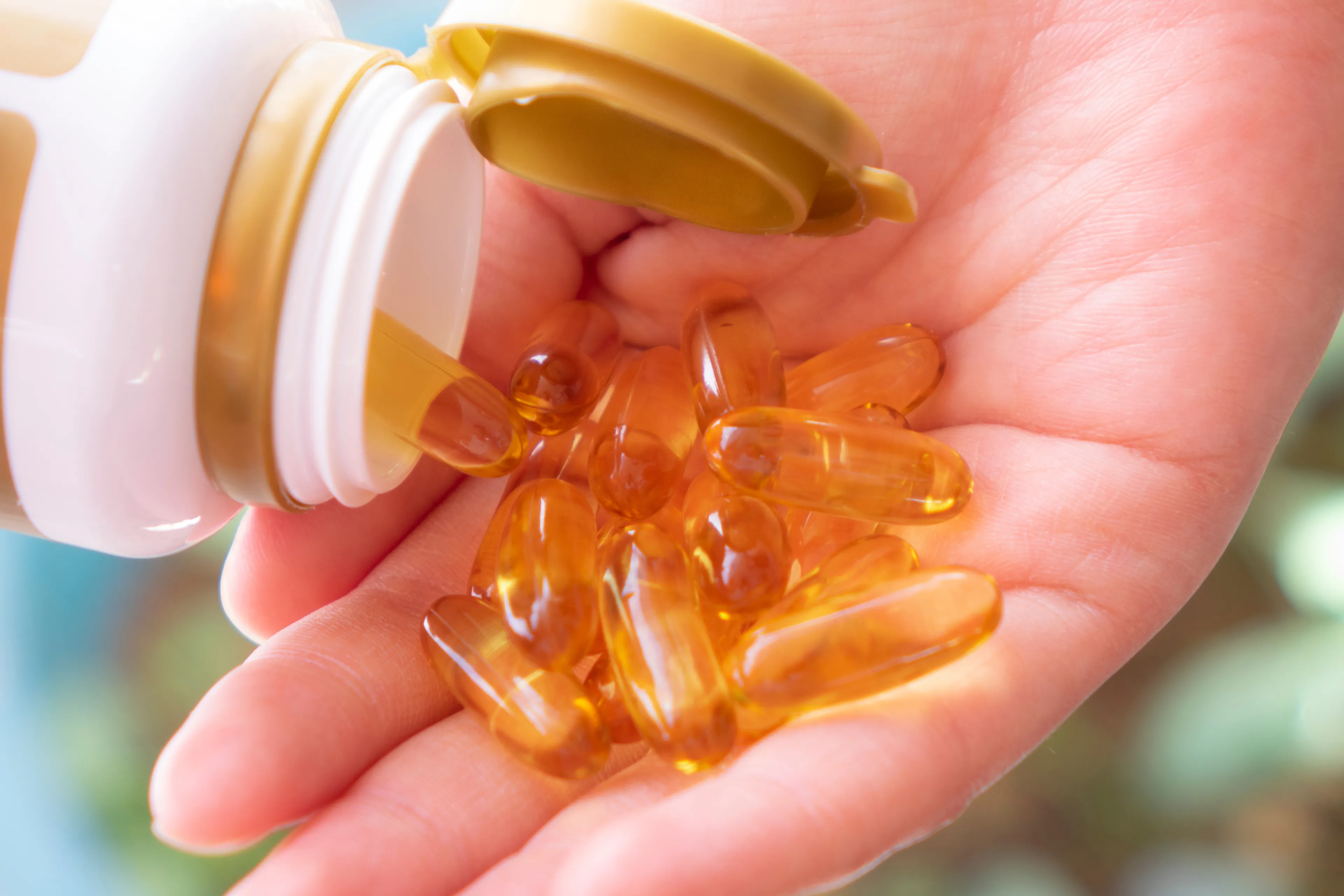 Witamina D: dlaczego 9 na 10 Polaków ma jej za mało i co z tym zrobić?