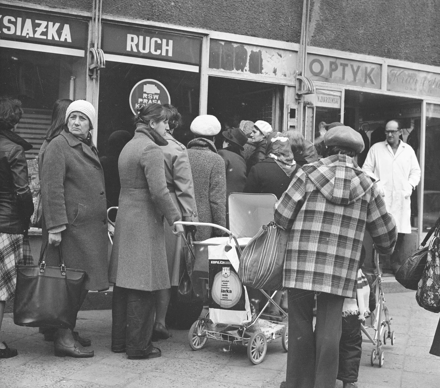 Trudny quiz z historii PRL. Dla osób urodzonych po 1990 roku wynik 5/10 będzie sukcesem