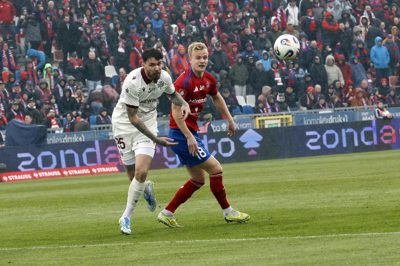 Fran Alvarez bohaterem meczu z Rakowem. Widzewa wyprzedził Arkę i Legięi