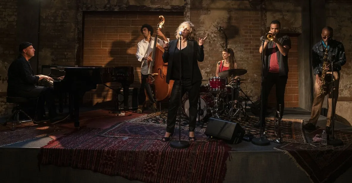 "The Eddy" - Netflix pokazał pierwszą zapowiedź serialu z Joanną Kulig