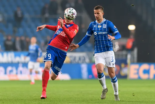 Ekstraklasa: Kapitalny start Lecha. W Poznaniu Raków stracił 3 gole i trenera