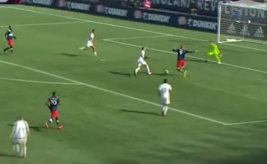 Buksa w po profesorsku wykończył akcję. Pierwszy gol Polaka w MLS [WIDEO]