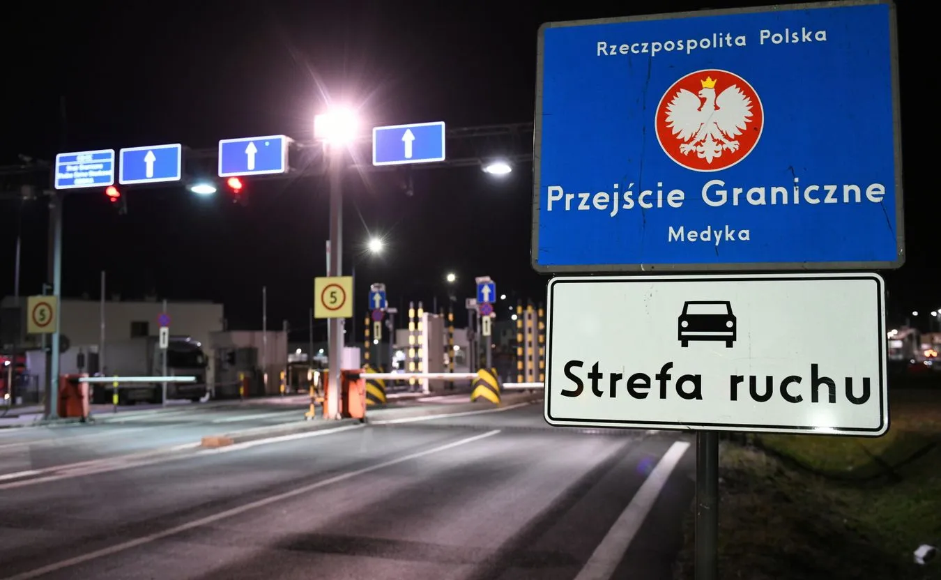 Polska zamknie granice przed koronawirusem? "Będzie to jeden z tematów"