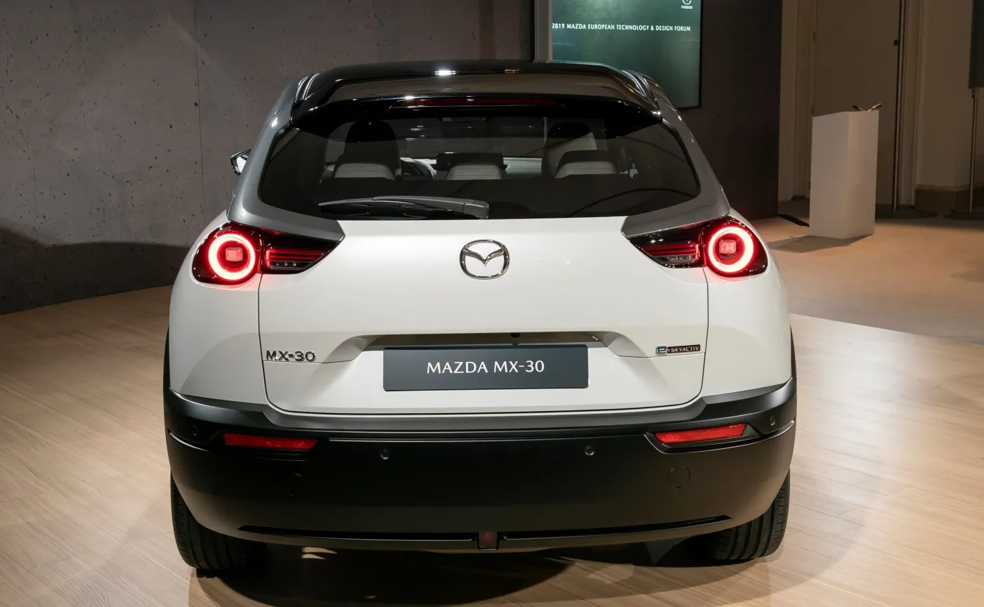 mazda-mx30-12609583.jpg