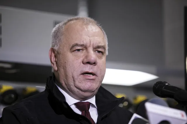 Szef Agencji Rezerw Materiałowych zwolniony. Sasin: Zbyt trzymał się wcześniejszych procedur