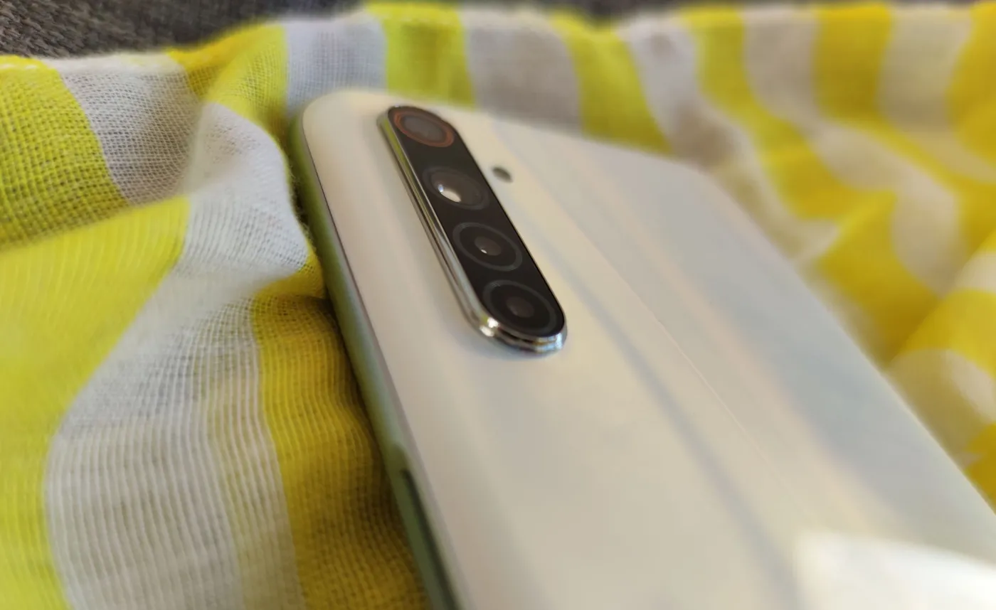 realme-6-12622049.jpg