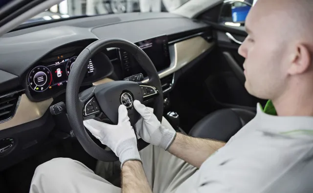 Koronawirus i płyn do spryskiwaczy. Oto domowe sposoby na płyn do dezynfekcji