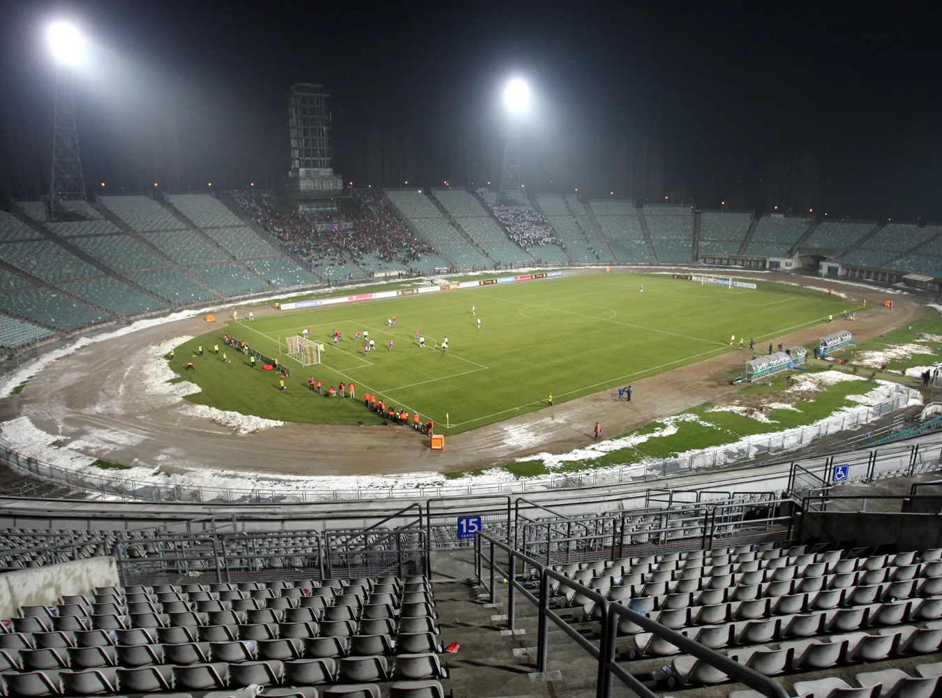 "Tyn szpil nad szpilami"