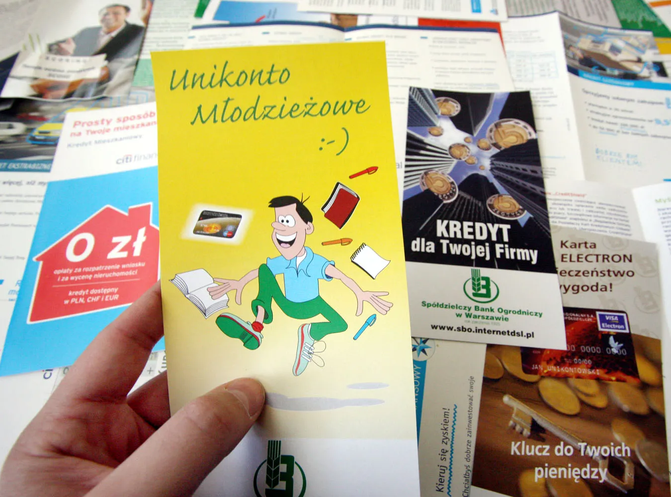 Reklamy banków i towarzystw ubezpieczeniowych coraz częściej świadomie wprowadzają klientów w błąd