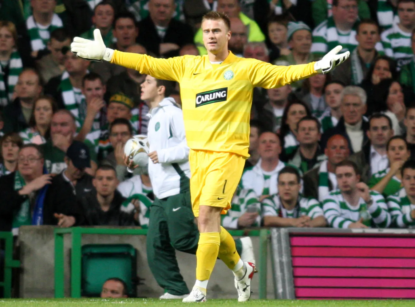 Kibice Celticu mają piosenkę o Borucu