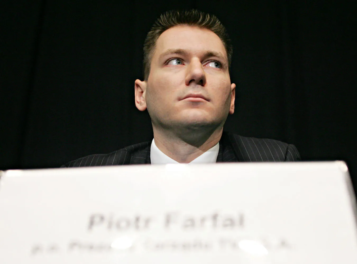 Farfał został w TVP, a PO się cieszy?