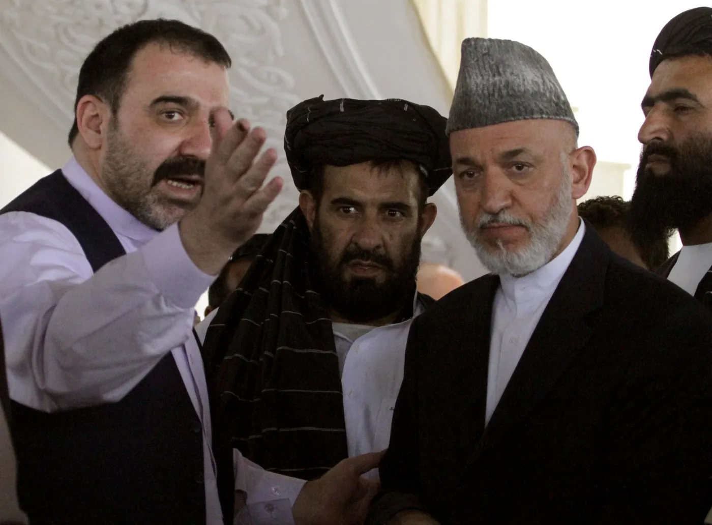 Prezydent Hamid Karzaj oraz jego brat, Ahmed Wali Karzaj.