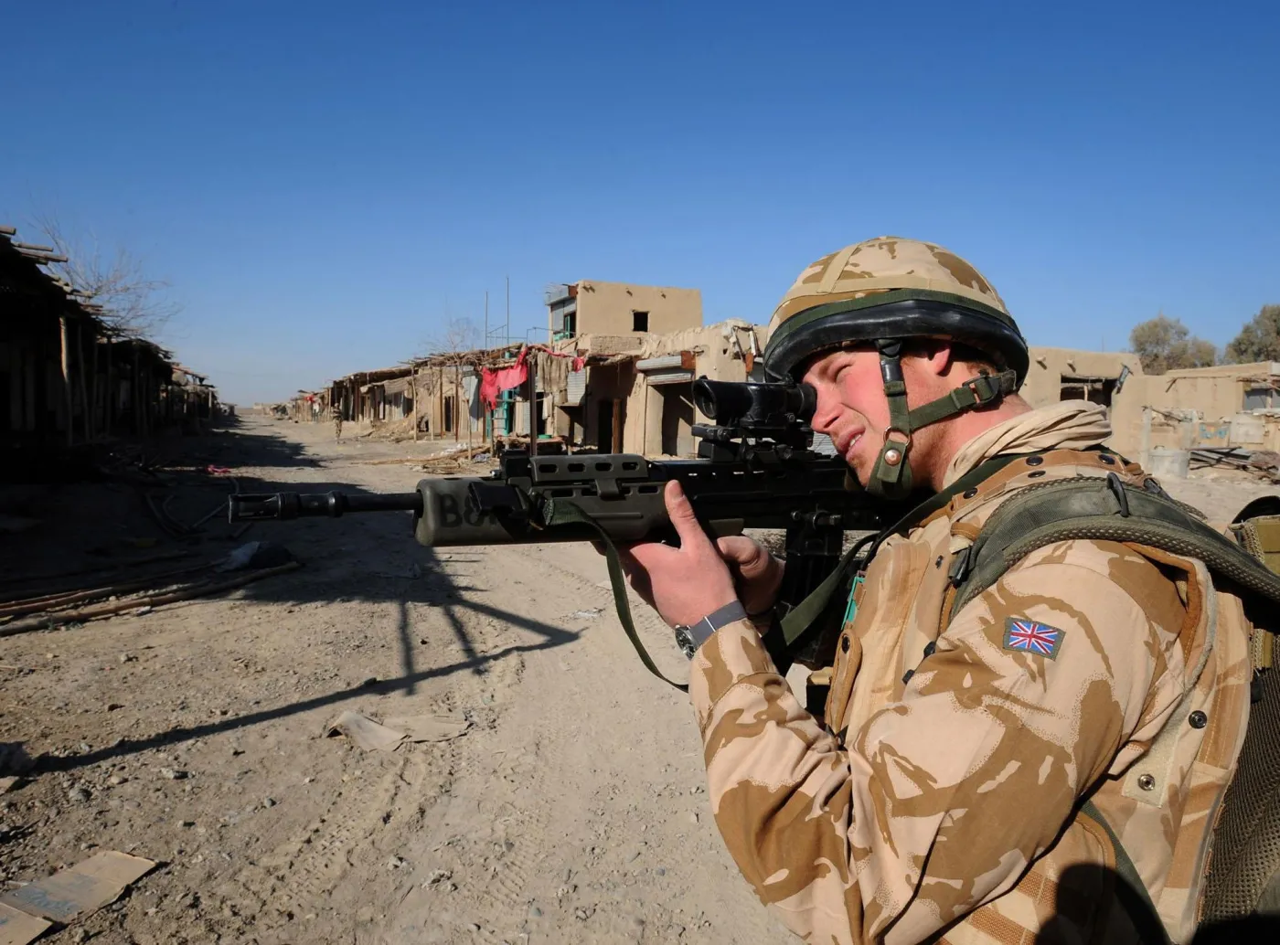 Armia nie da porwać księcia Harry'ego. Nawet w kinie