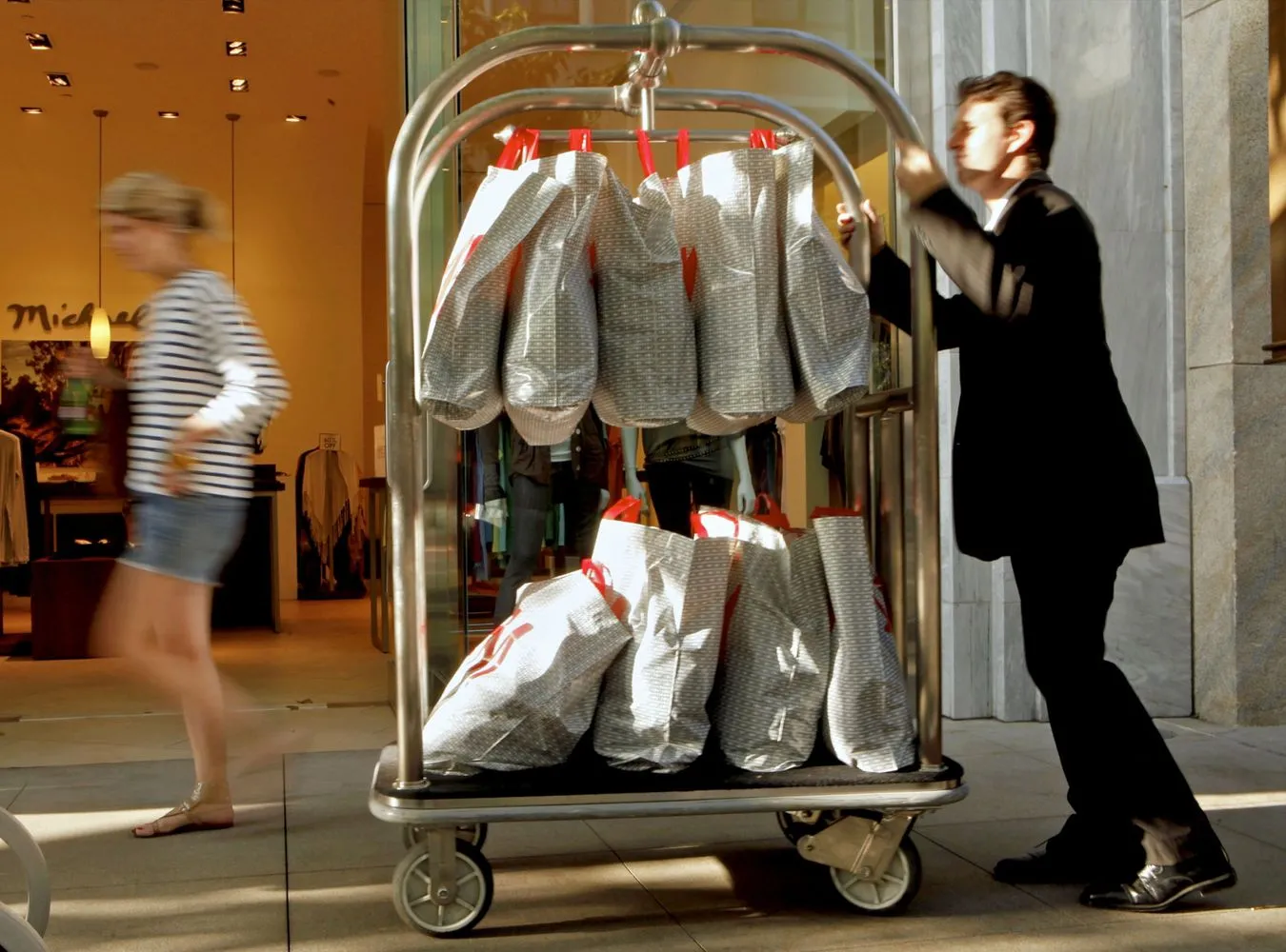 Orbis wyrzuca palaczy ze swoich hoteli