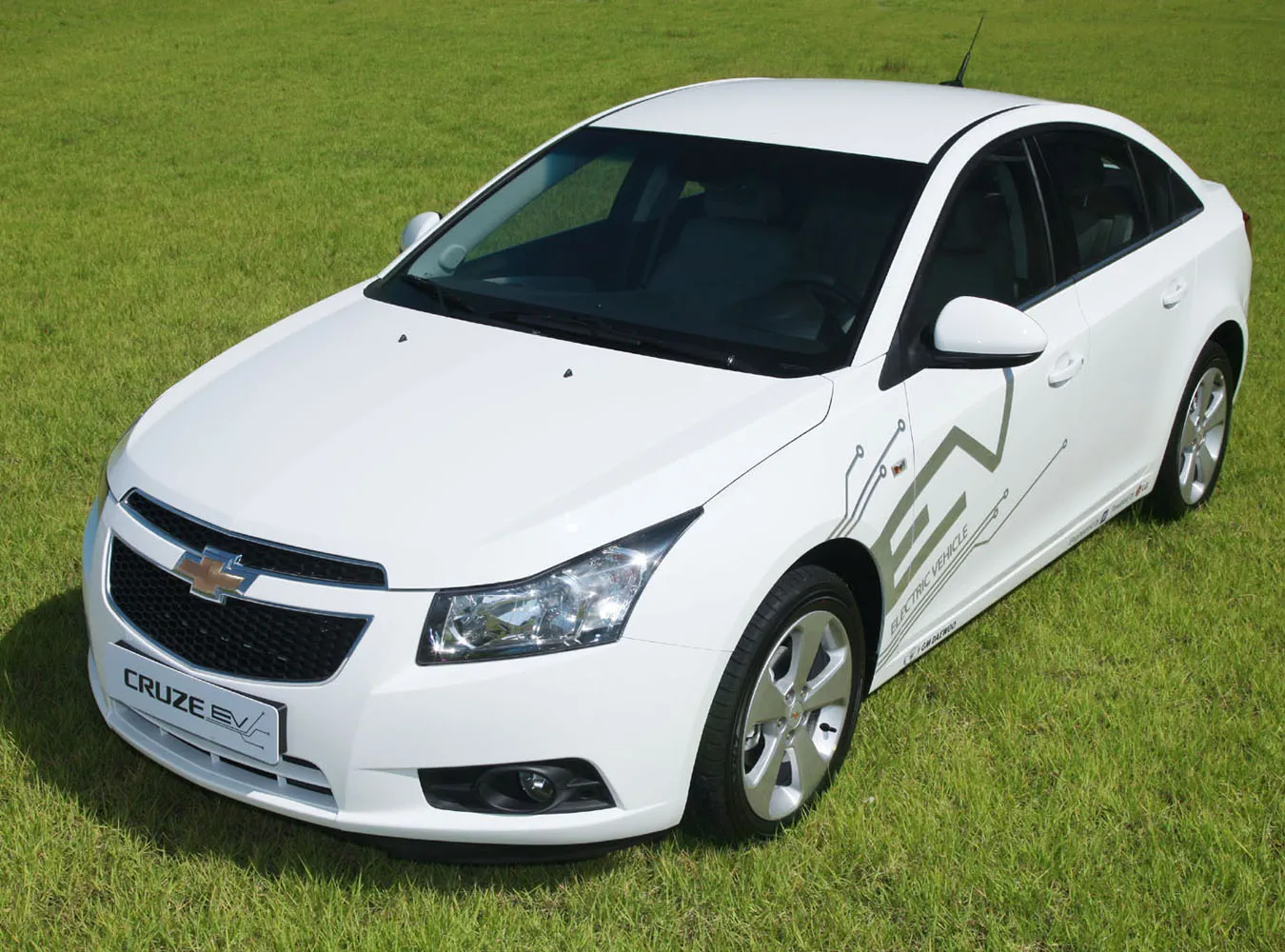 cruze_267133_1551886.jpg