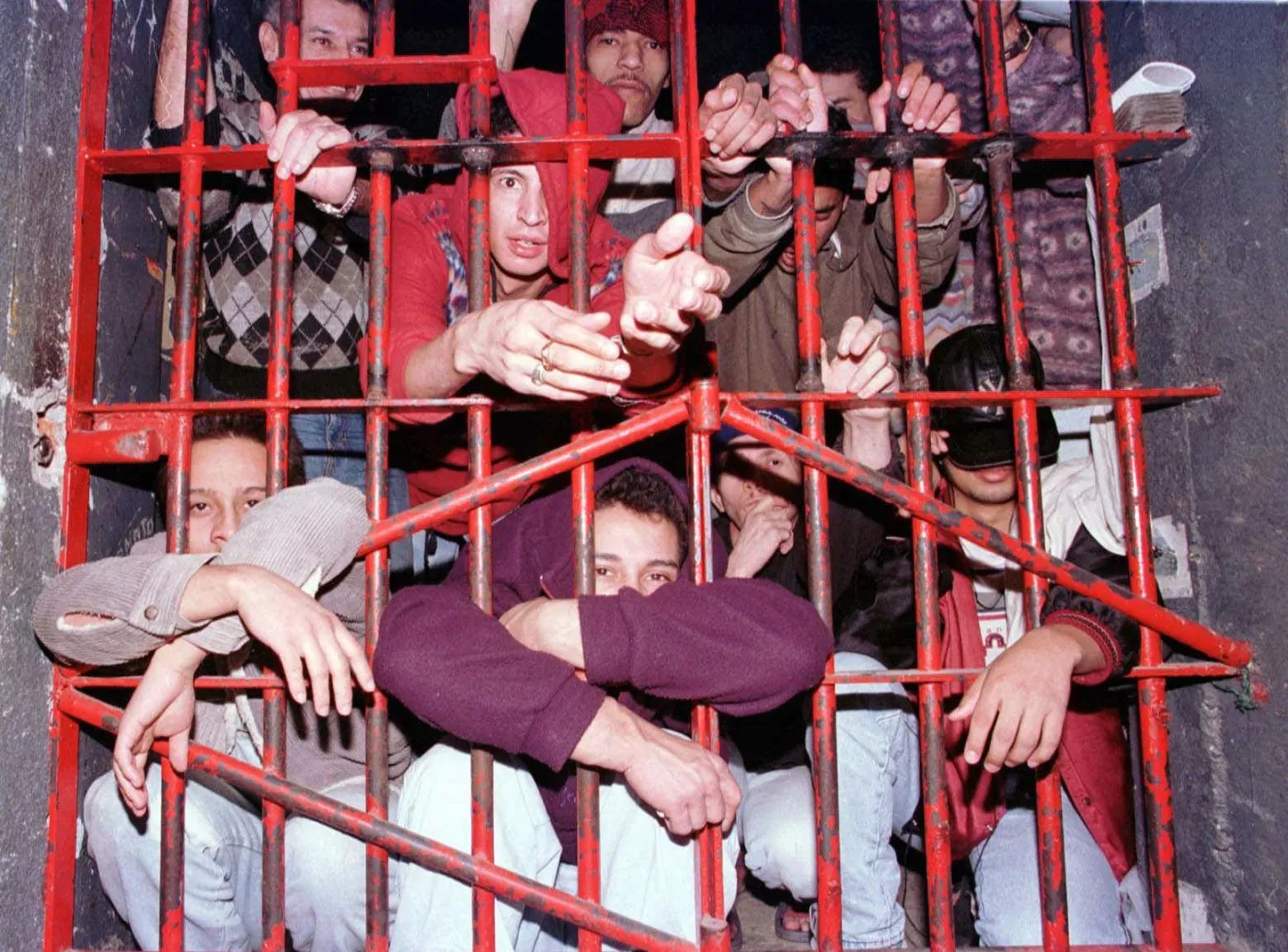 Więzienie w Sao Paulo Brazylisjkie więzienia często są bardzo przeludnione