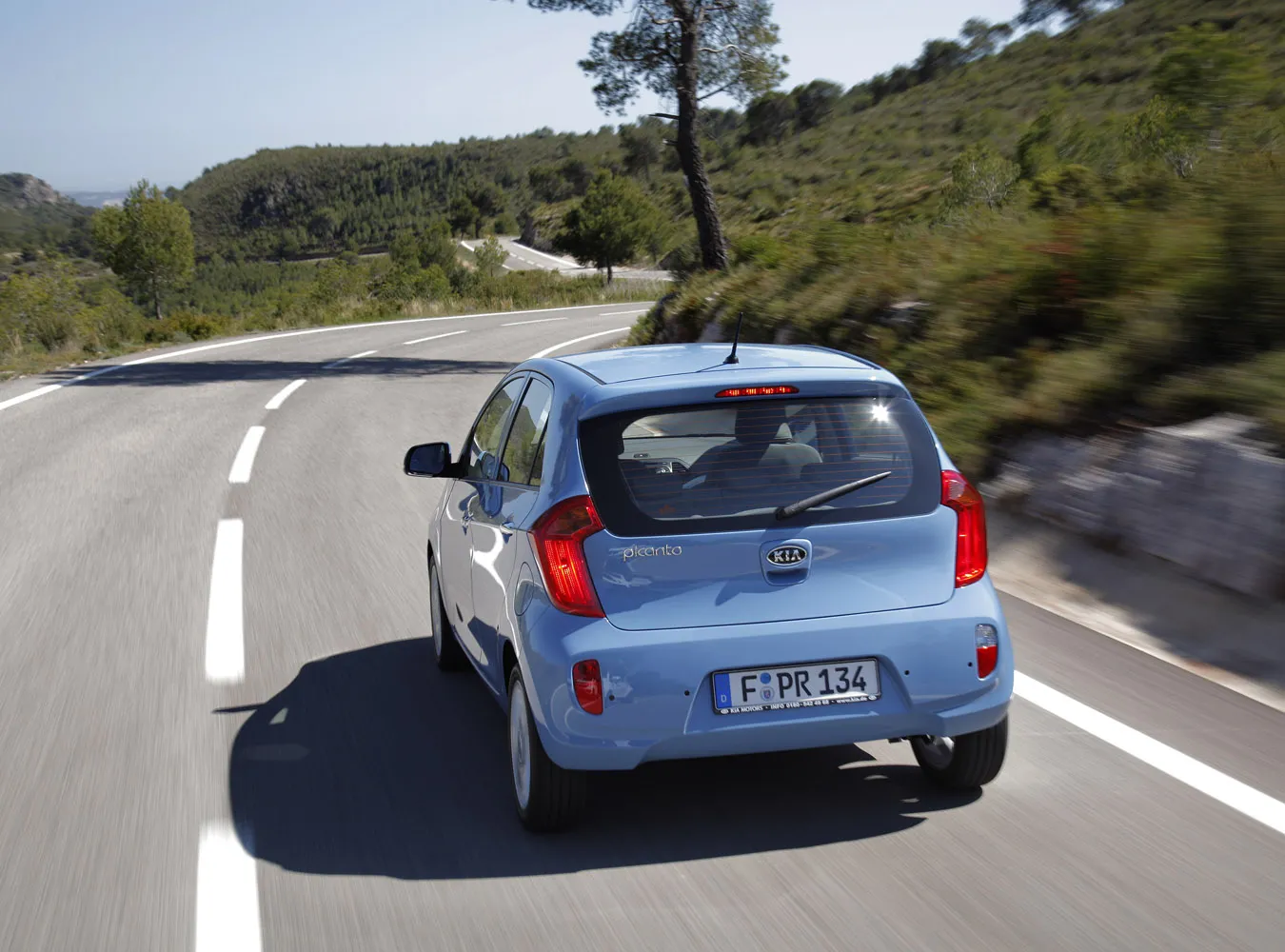 1991699-kia-picanto-10.jpg