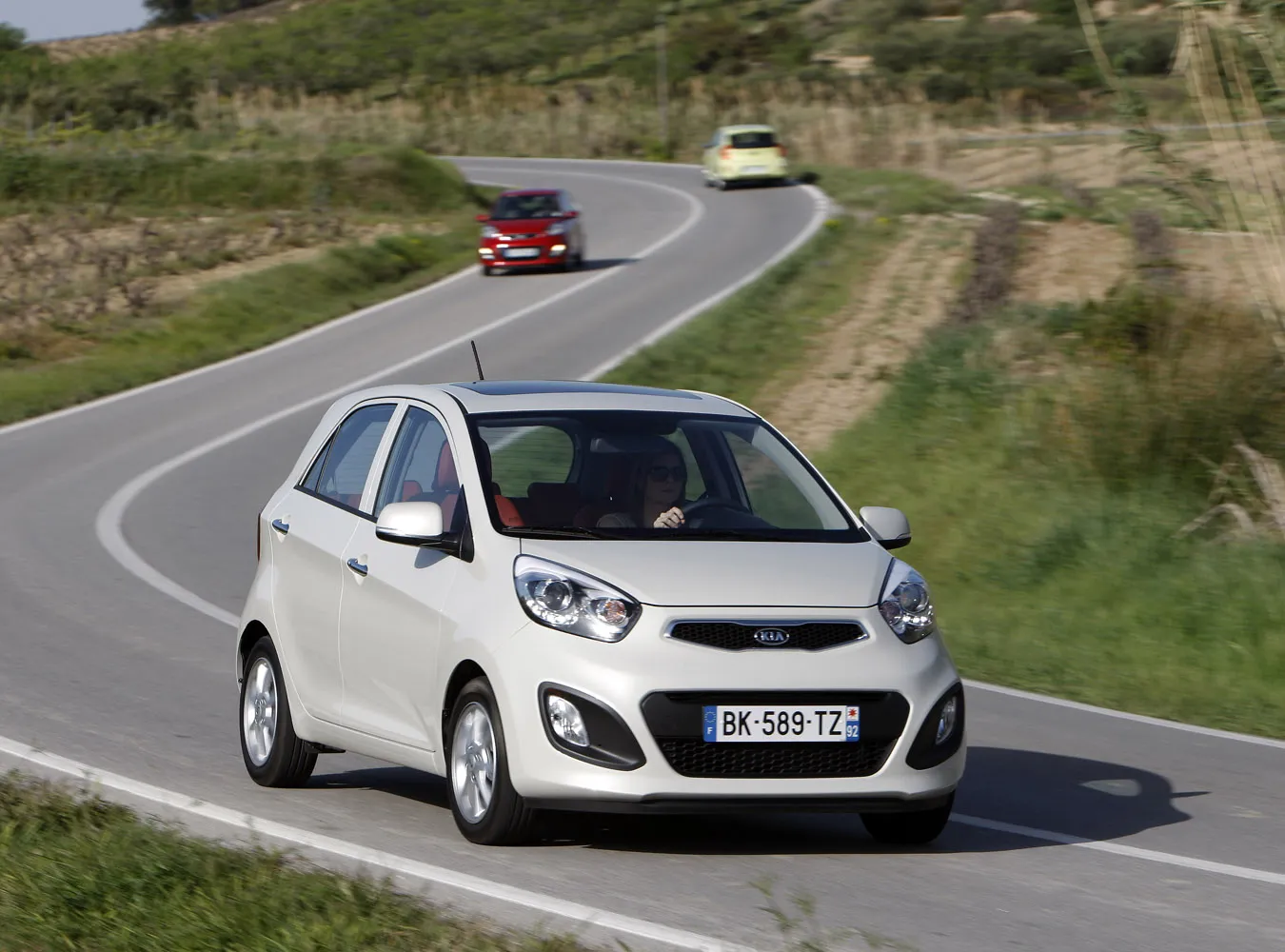 1991749-kia-picanto-12.jpg