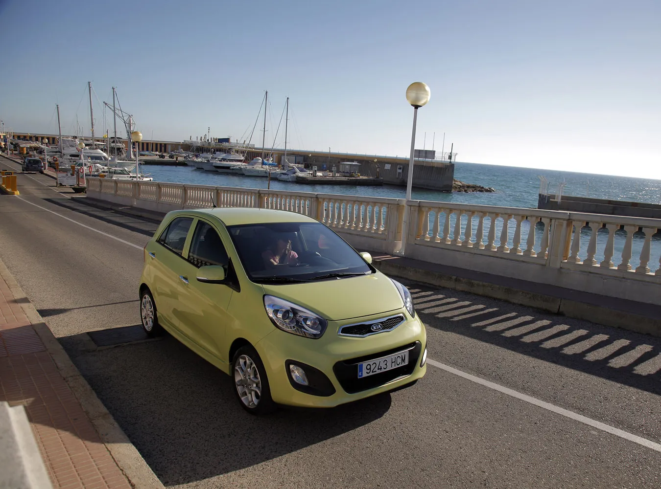 1991997-kia-picanto-20.jpg