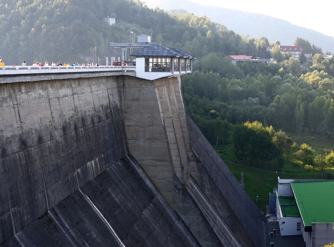 Niezwykła wycieczka do środka zapory na Solinie