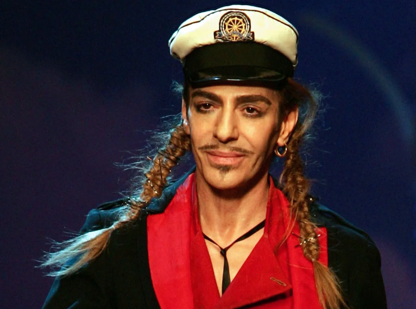 Słynny projektant mody skazany za antysemickie wypowiedzi