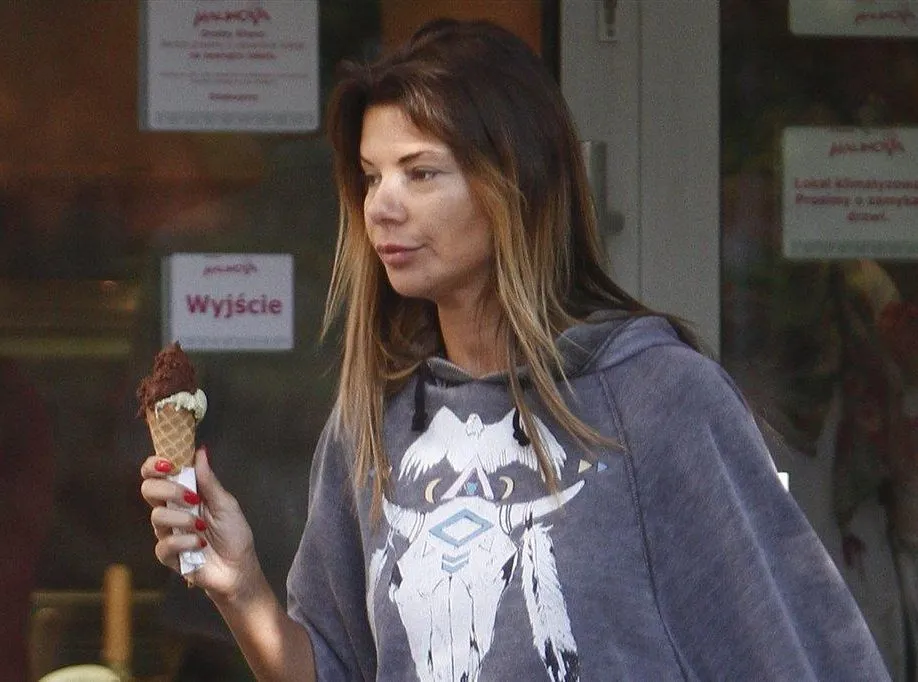 Górniak bez makijażu. Ładnie jej?