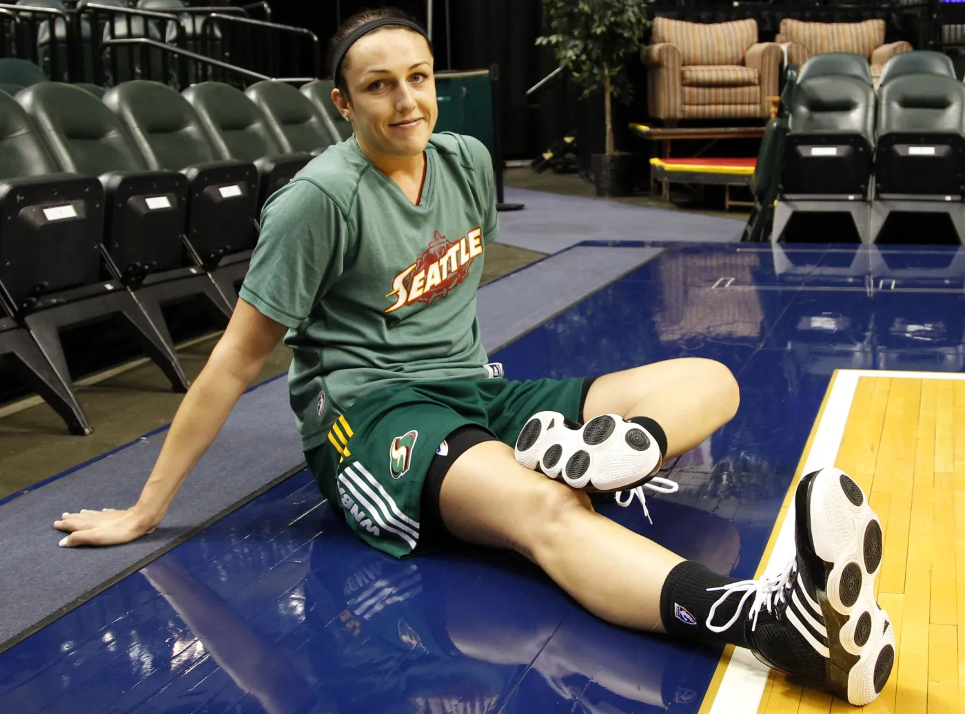 Trwa seria zwycięstw Storm, Kobryn nie grała