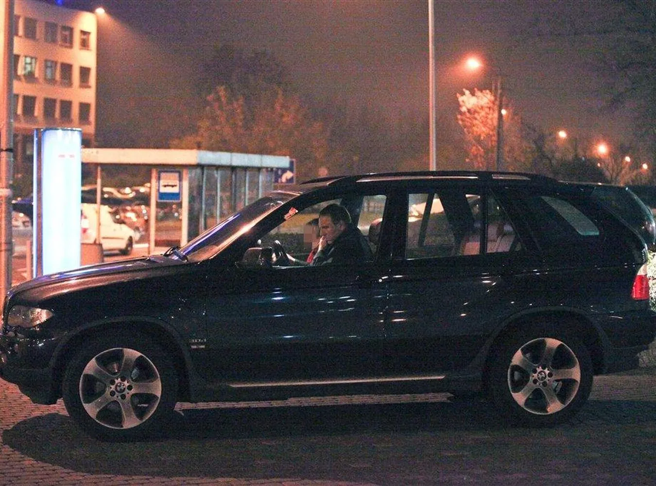 2694490-kurski-w-bmw.jpg