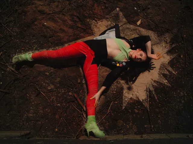 Julia Marcell gra pop nie dla mas