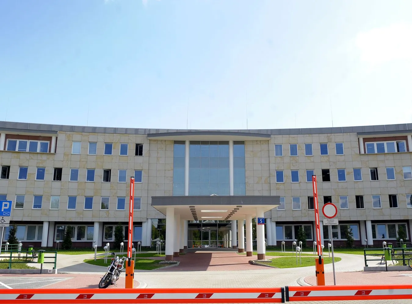 Akcja rządu Tuska z OFE nic nie dała. ZUS tonie!